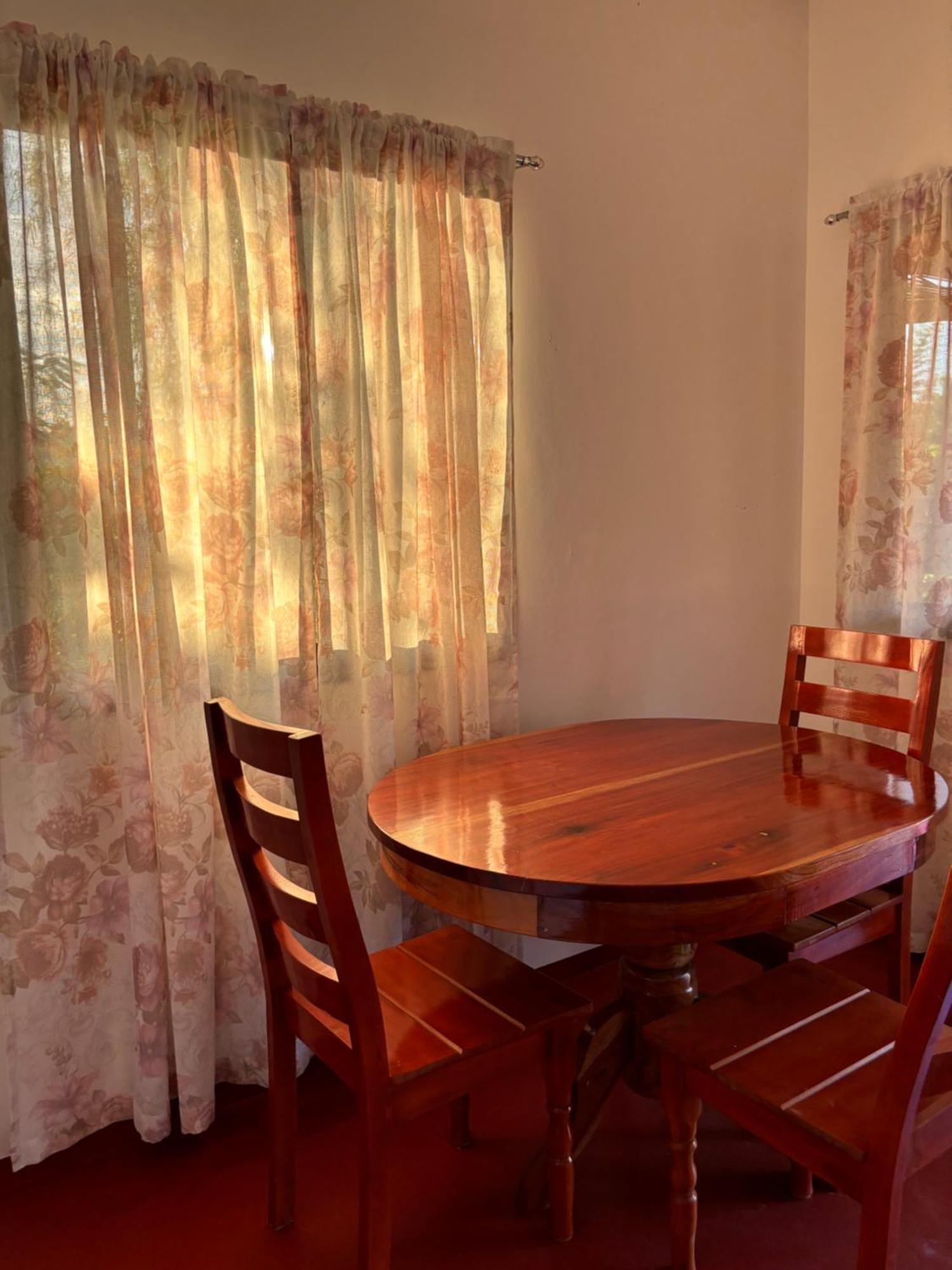 Luzville Transient House - Port Barton Itaytay Buitenkant foto